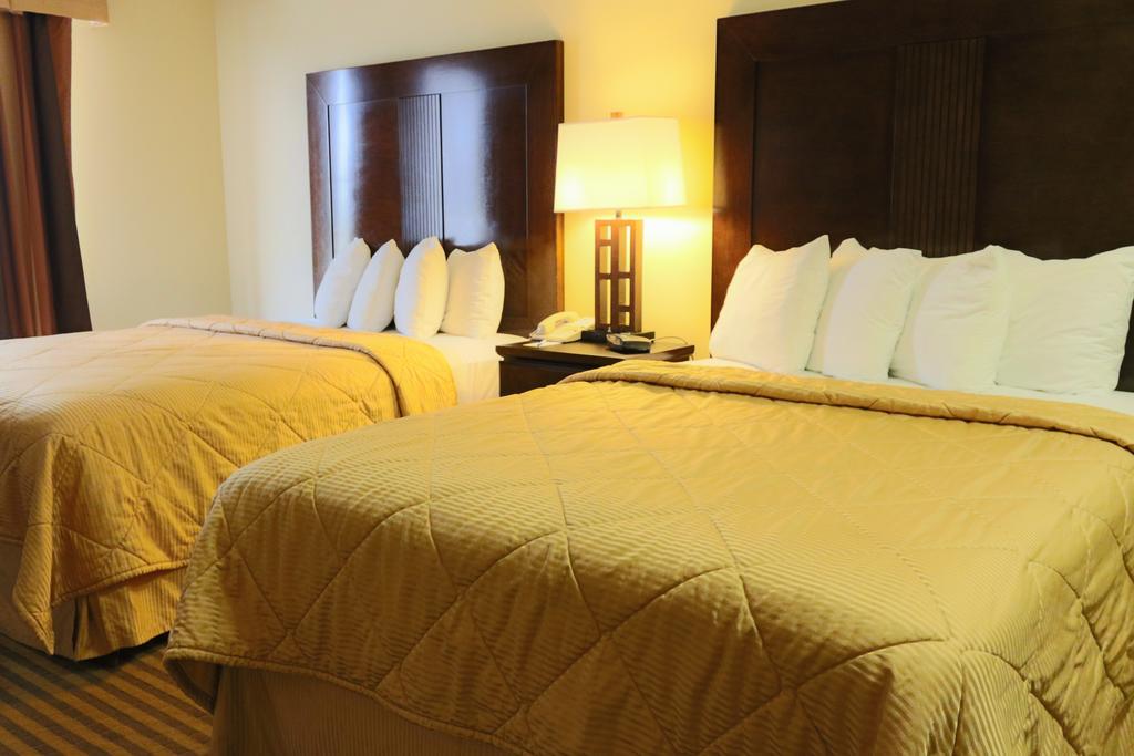 Frontier Hotel Houston Rum bild