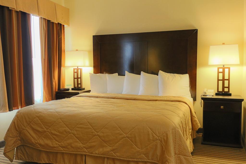 Frontier Hotel Houston Rum bild